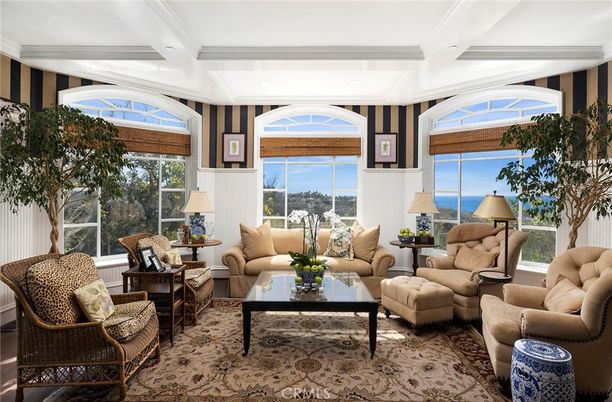 Interior, Living room, Recessed Lighting, Water