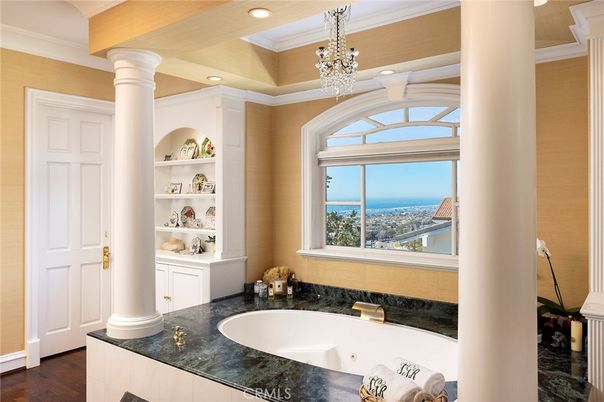 Bathroom, Chandelier, Interior, Recessed Lighting, Water, Wood Texture Flooring