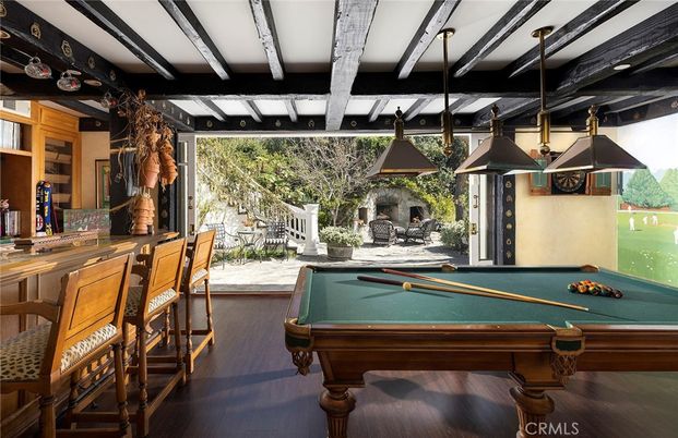 Billiard Table, Game Room, Interior, Wood Texture Flooring