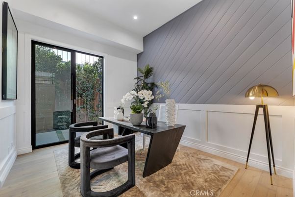 Home Office, Interior, Recessed Lighting, Wood Texture Flooring