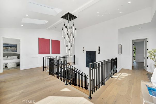 Interior, Pendant Lights, Recessed Lighting, Wood Texture Flooring