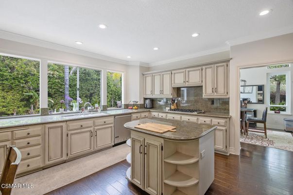 Dining room, Interior, Kitchen, Recessed Lighting, Stainless Steel Appliances, Wood Texture Flooring