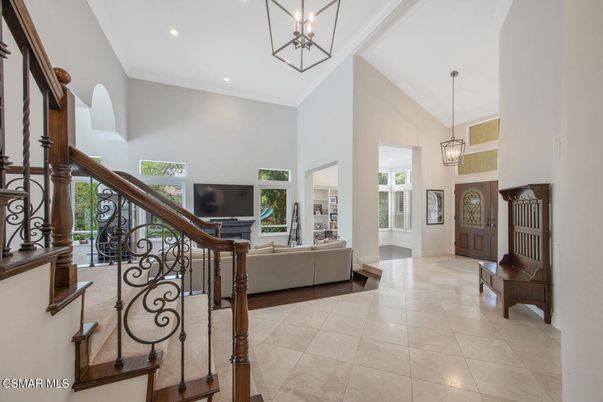 Interior, Living room, Pendant Lights, Recessed Lighting