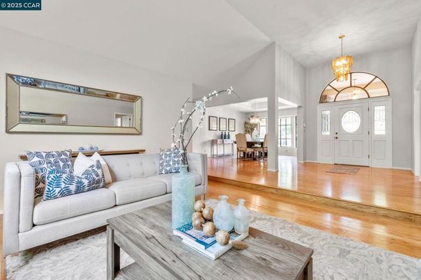 Chandelier, Dining room, Interior, Living room, Wood Texture Flooring