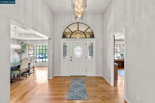 Chandelier, Dining room, Interior, Pendant Lights, Wood Texture Flooring