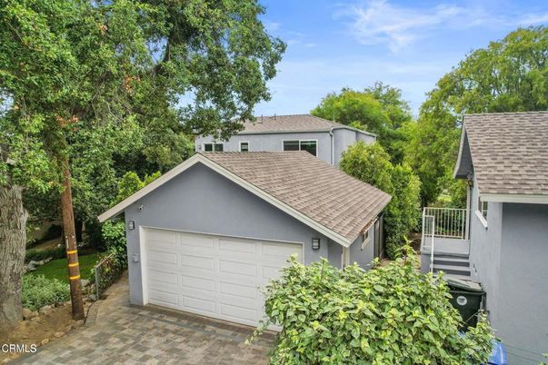 Detached Garage, Exterior