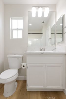 Bathroom, Interior, Recessed Lighting, Wood Texture Flooring