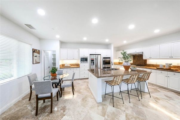 Dining room, Interior, Kitchen, Recessed Lighting, Stainless Steel Appliances