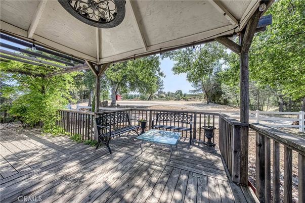 Exterior, Wood Texture Flooring