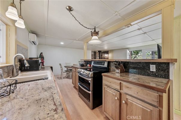 Dining room, Interior, Kitchen, Recessed Lighting, Wood Texture Flooring