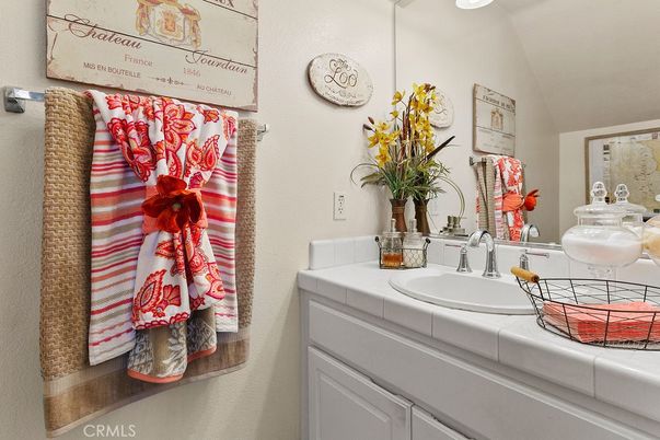 Bathroom, Interior, Tile Countertops