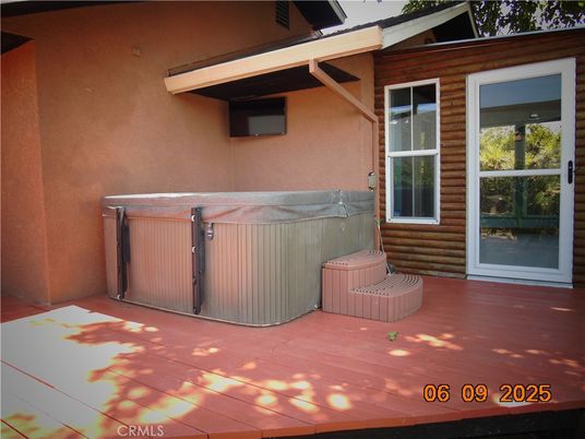 Exterior, Hot Tub