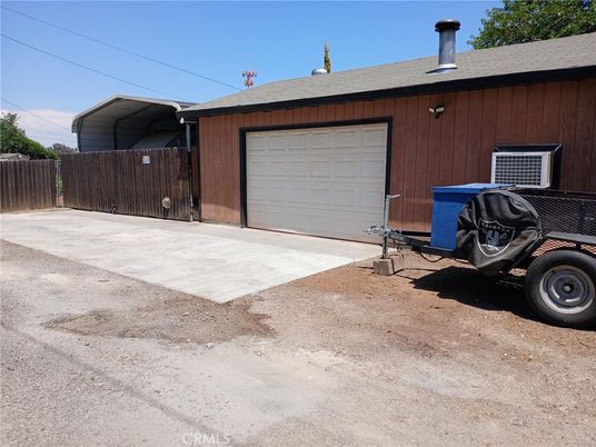 Detached Garage, Exterior