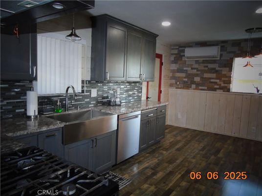 Interior, Kitchen, Pendant Lights, Recessed Lighting, Wood Texture Flooring