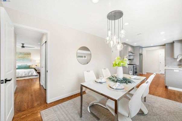 Bedroom, Dining room, Interior, Kitchen, Pendant Lights, Recessed Lighting, Wood Texture Flooring