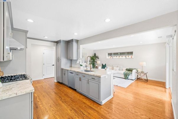 Interior, Kitchen, Living room, Recessed Lighting, Wood Texture Flooring