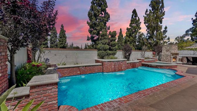 Exterior, Fireplace, Pool