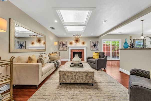 Fireplace, Interior, Living room, Pendant Lights, Recessed Lighting, Wood Texture Flooring