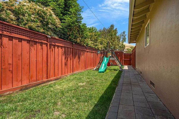 Backyard, Exterior, Playground