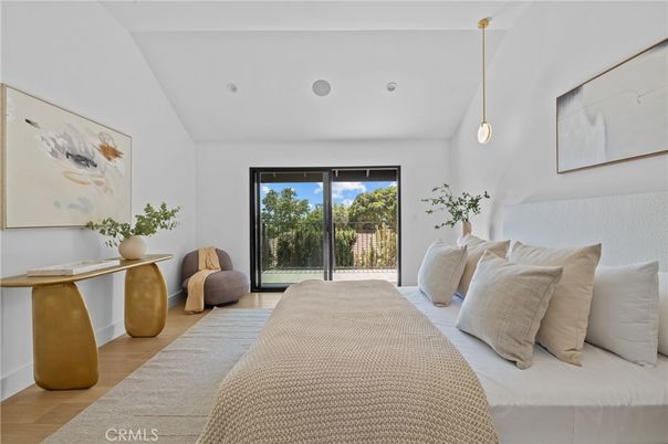 Bedroom, Interior, Pendant Lights, Wood Texture Flooring