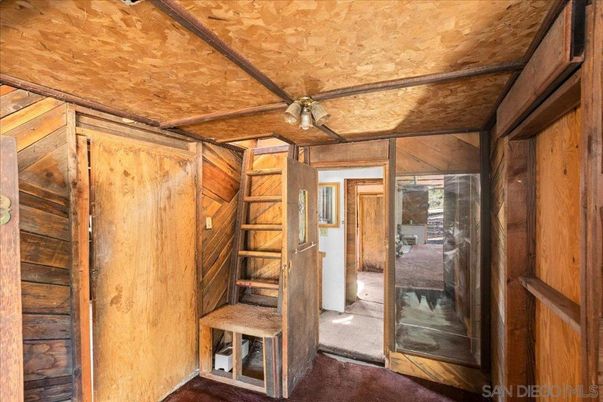 Interior, Wooden Walls