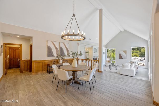 Chandelier, Dining room, Interior, Pendant Lights, Recessed Lighting, Wood Texture Flooring