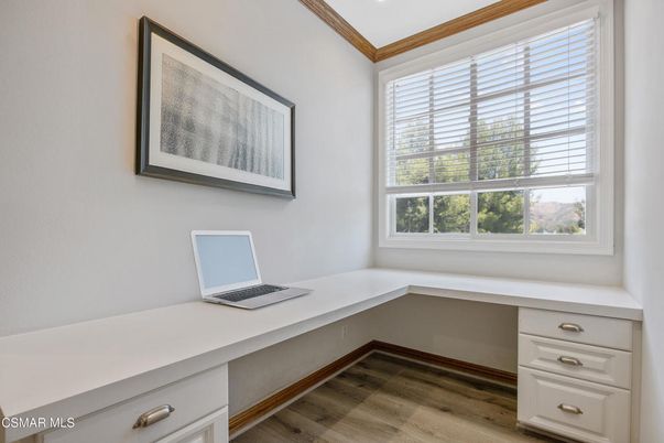 Home Office, Interior, Recessed Lighting, Wood Texture Flooring