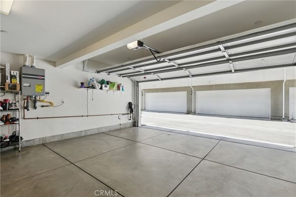 Garage, Interior