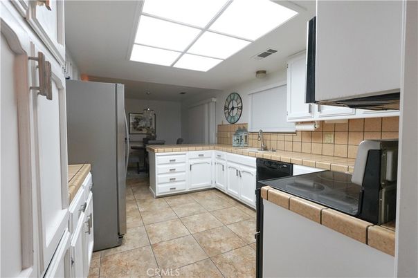 Interior, Kitchen, Tile Countertops