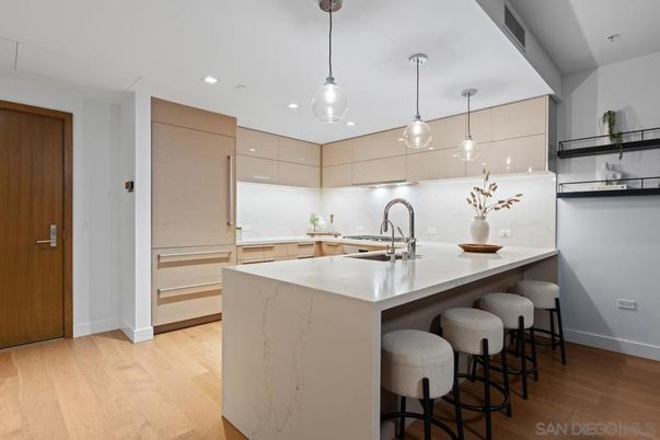 Interior, Kitchen, Pendant Lights, Recessed Lighting, Wood Texture Flooring