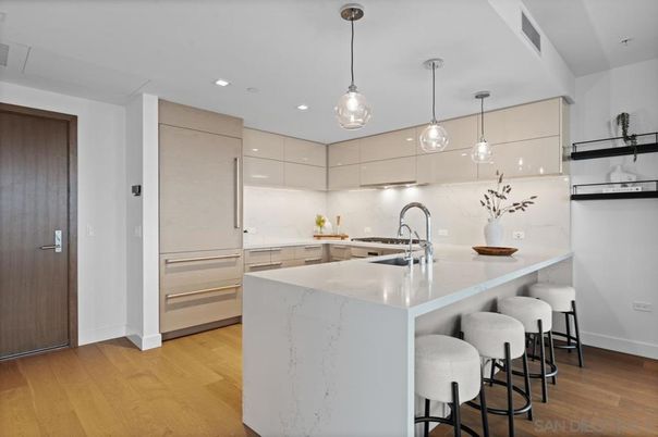Interior, Kitchen, Pendant Lights, Recessed Lighting, Wood Texture Flooring