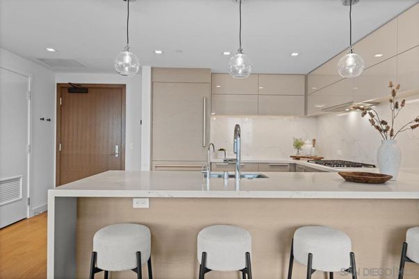 Interior, Kitchen, Pendant Lights, Recessed Lighting, Wood Texture Flooring
