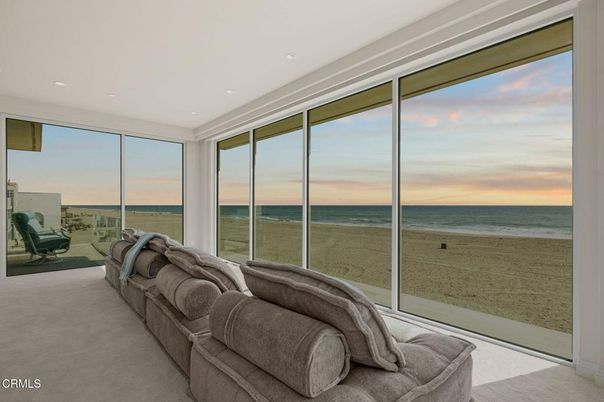 Interior, Recessed Lighting, Sun Room, Water