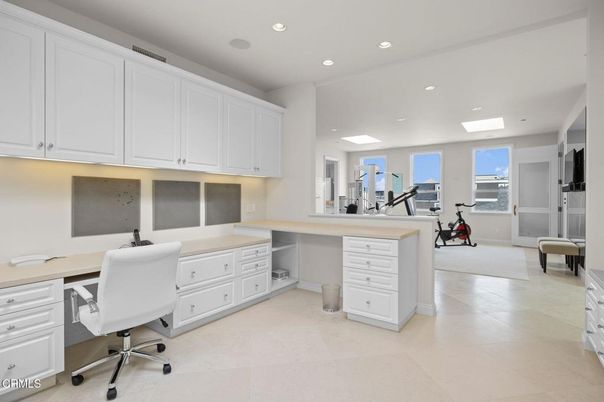 Fitness Equipment, Home Office, Interior, Recessed Lighting