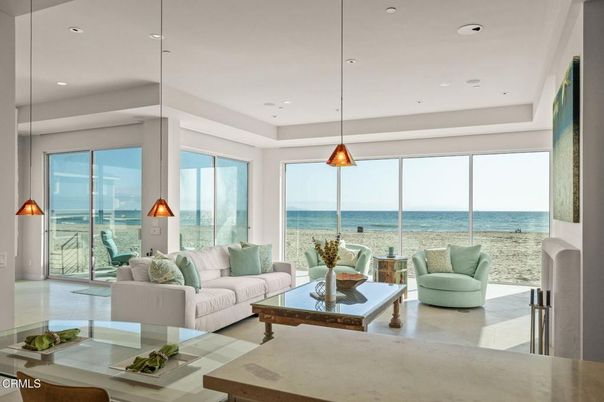 Interior, Living room, Pendant Lights, Recessed Lighting, Water