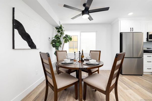 Dining room, Interior, Kitchen, Recessed Lighting, Wood Texture Flooring