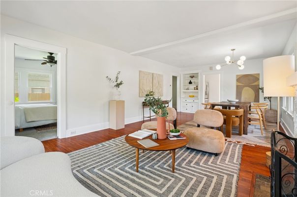 Chandelier, Dining room, Interior, Living room, Wood Texture Flooring