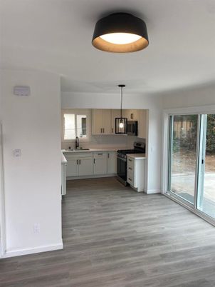 Interior, Kitchen, Pendant Lights, Wood Texture Flooring