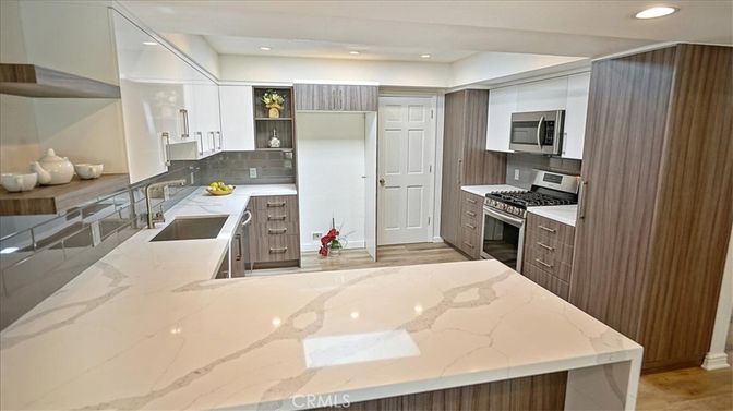 Interior, Kitchen, Recessed Lighting, Stainless Steel Appliances, Wood Texture Flooring