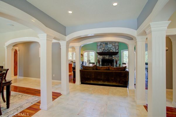 Fireplace, Interior, Recessed Lighting