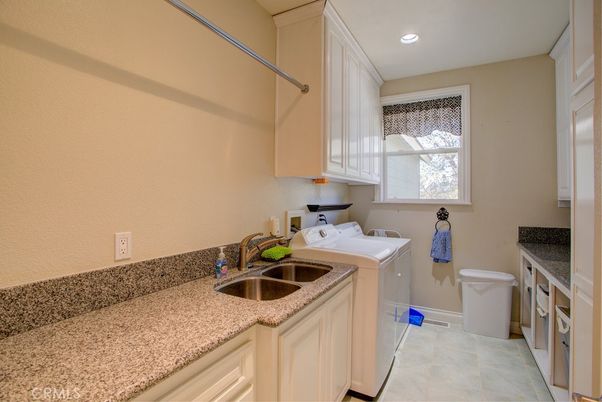 Interior, Recessed Lighting, Washer