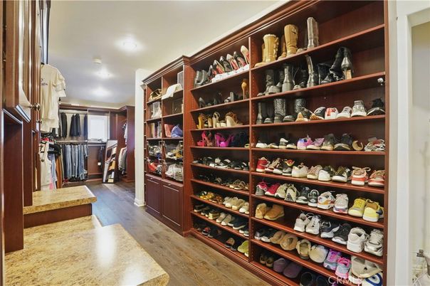Interior, Recessed Lighting, Walk-in Closets, Wood Texture Flooring