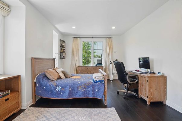 Bedroom, Home Office, Interior, Recessed Lighting, Wood Texture Flooring