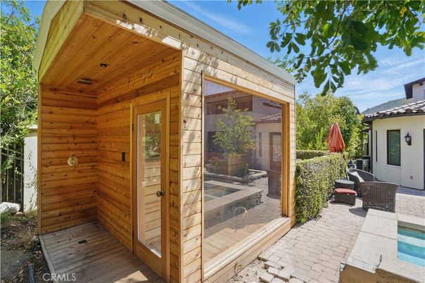 Exterior, Wooden Walls