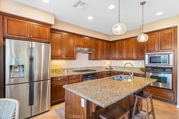 Interior, Kitchen, Pendant Lights, Recessed Lighting, Stainless Steel Appliances