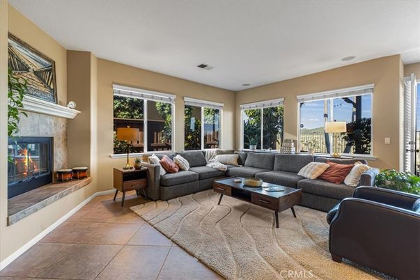 Fireplace, Interior, Living room