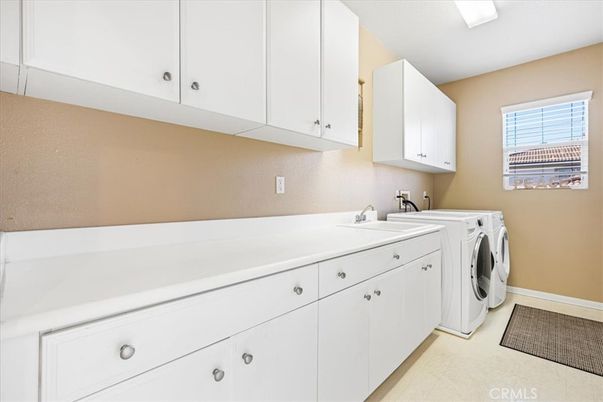 Interior, Washer