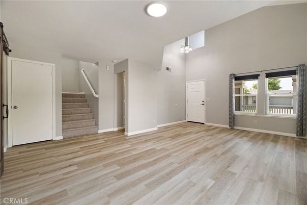 DE Listing image placeholder