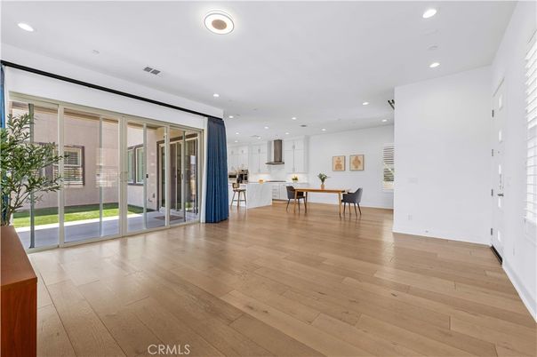 Dining room, Interior, Kitchen, Recessed Lighting, Wood Texture Flooring