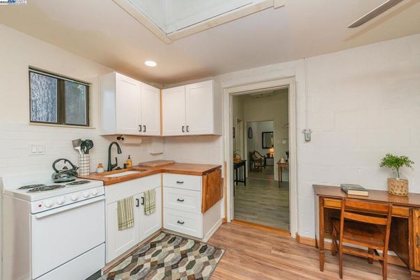 Interior, Kitchen, Recessed Lighting, Wood Texture Flooring
